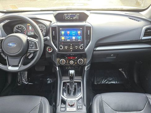 Used 2021 Subaru Forester Limited image 19