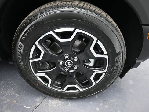 New 2025 Ford Bronco Sport Outer Banks w/ Outer Banks Tech Package+ image 31