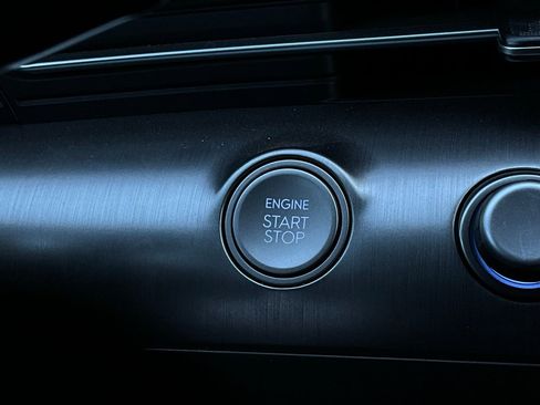 Used 2025 Hyundai Kona SEL image 29