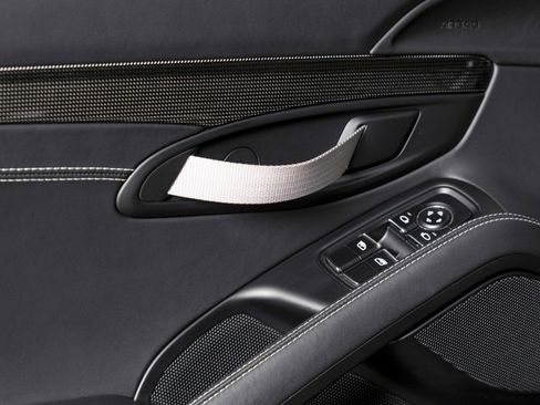 Used 2016 Porsche 911 R image 29