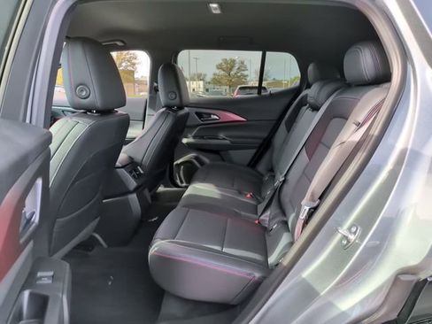 Used 2024 Chevrolet Equinox EV RS FWD image 14