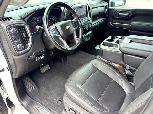 Used 2023 Chevrolet Silverado 2500 LTZ w/ Gooseneck/5TH Wheel Package AWD/4WD image 11