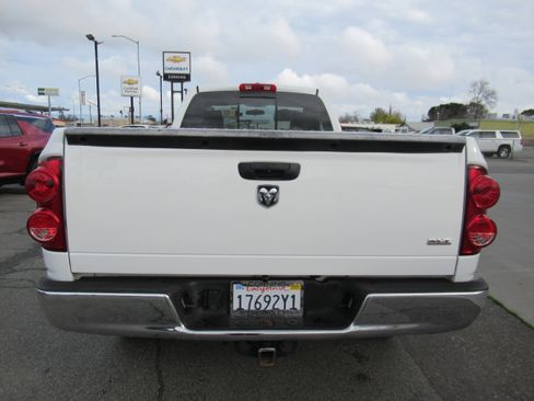 Used 2008 Dodge Ram 1500 Truck SLT image 6