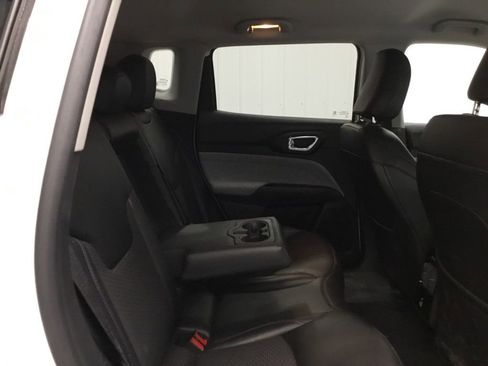 Used 2022 Jeep Compass Latitude w/ Convenience Group AWD/4WD image 14