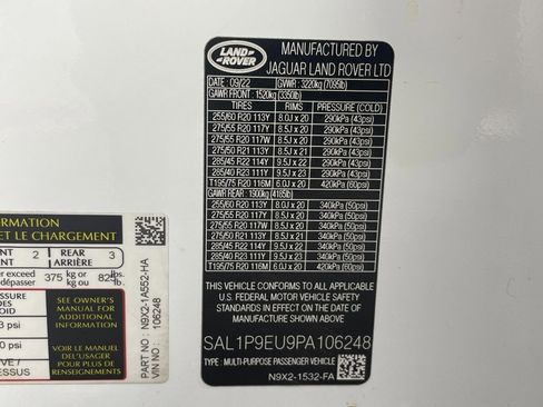 Used 2023 Land Rover Range Rover Sport SE image 30