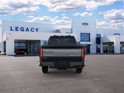 New 2026 Ford F250 King Ranch w/ FX4 Off-Road Package AWD/4WD image 5