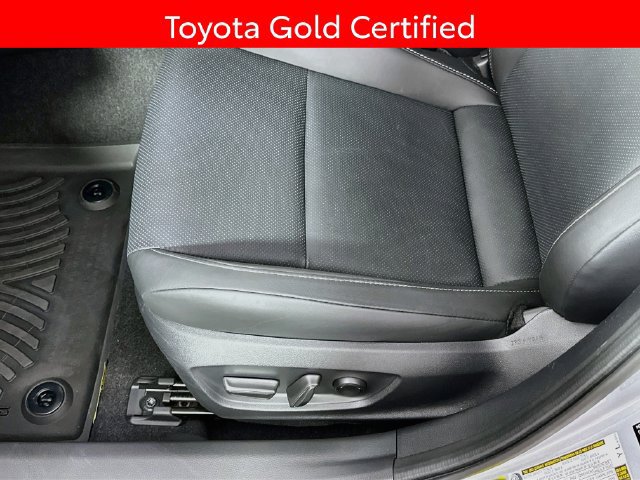 Certified 2025 Toyota Prius XLE AWD/4WD image 20