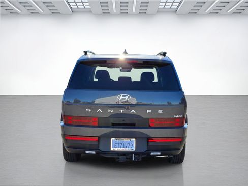Used 2026 Hyundai Santa Fe SEL FWD image 13