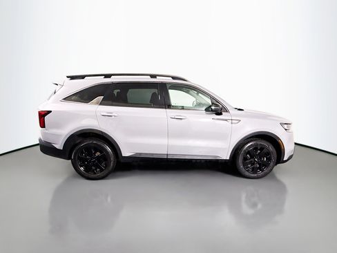 Used 2022 Kia Sorento S w/ Panoramic Sunroof Package AWD/4WD image 11