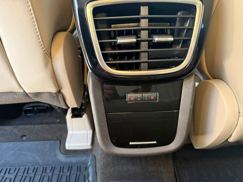 Used 2022 Lincoln Nautilus Reserve image 18