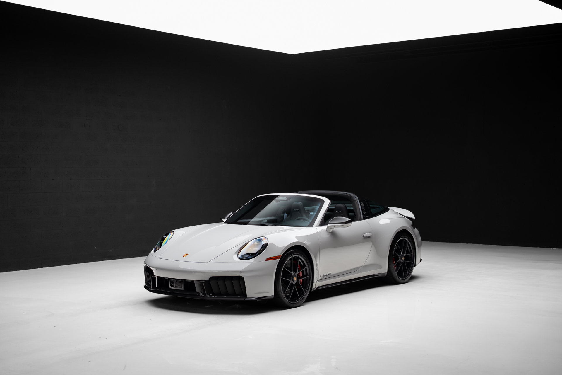 Used 2026 Porsche 911 Targa 4 GTS AWD/4WD image 6