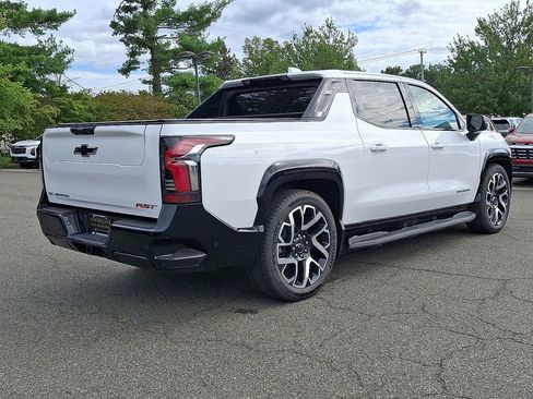 Used 2024 Chevrolet Silverado EV RST image 6