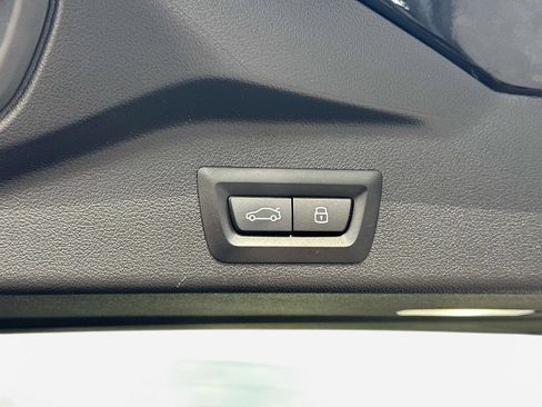 Used 2024 BMW X5 xDrive40i w/ Premium Package image 12