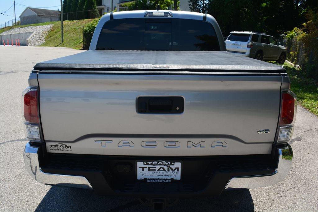 Used 2020 Toyota Tacoma TRD Off-Road AWD/4WD image 6