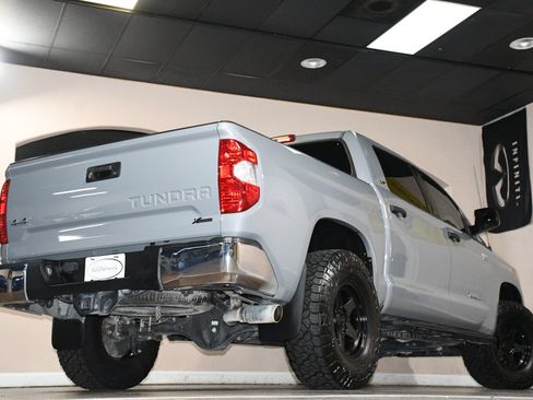 Used 2019 Toyota Tundra SR5 w/ SR5 Upgrade Package AWD/4WD image 85