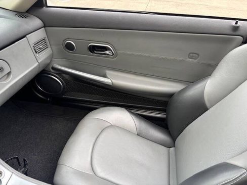 Used 2005 Chrysler Crossfire Limited RWD image 14