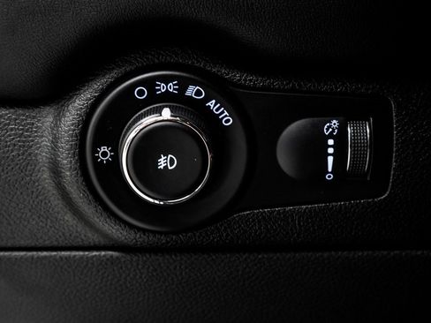 Used 2021 Dodge Durango Citadel w/ Premium Entertainment Group image 36