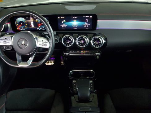 Used 2023 Mercedes-Benz CLA 250 w/ AMG Line image 11