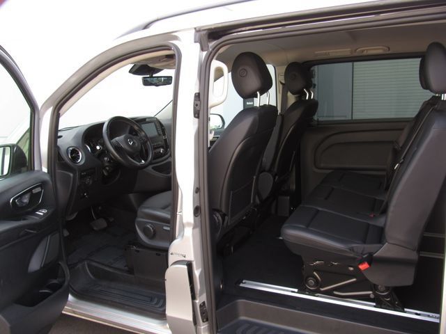 Used 2023 Mercedes-Benz Metris Passenger image 13