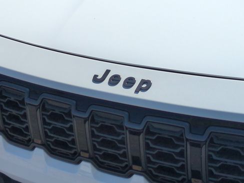 New 2026 Jeep Cherokee Limited AWD/4WD image 23