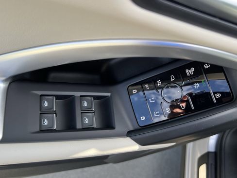 Certified 2025 Audi Q5 Premium Plus w/ Premium Plus image 15