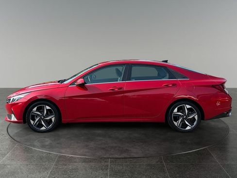 Used 2021 Hyundai Elantra Limited FWD image 5