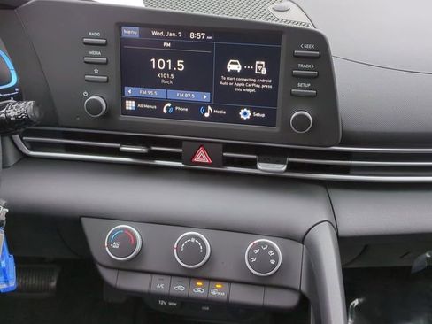 New 2026 Hyundai Elantra SE image 16