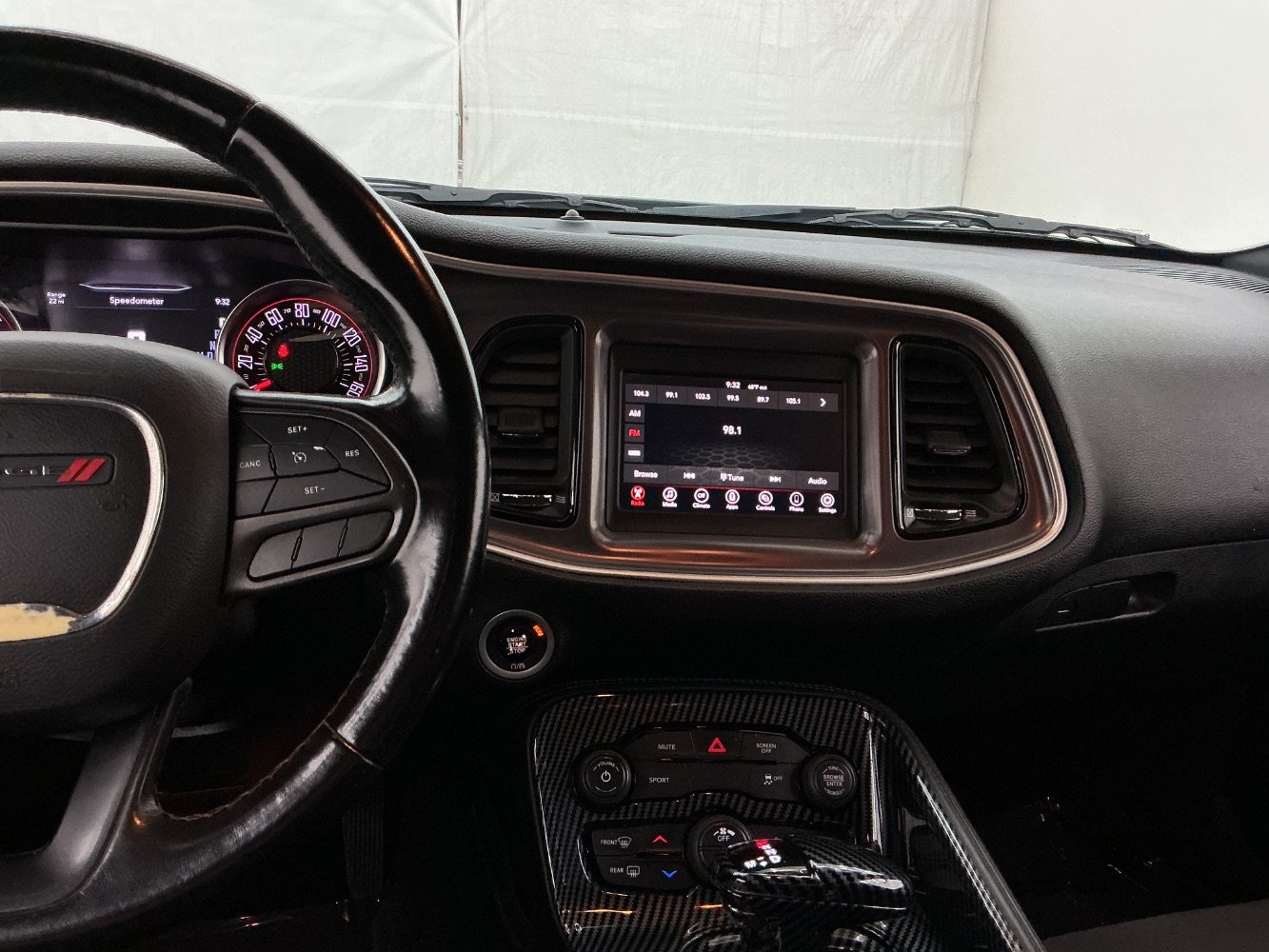 Used 2021 Dodge Challenger SXT RWD image 29