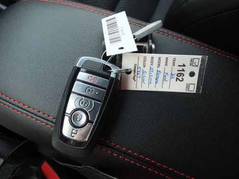 New 2026 Ford Escape ST-Line w/ Tech Pack #1 image 26