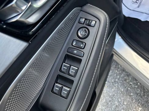 Used 2023 Acura MDX SH-AWD w/ Technology Package image 13