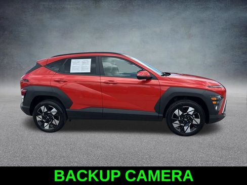 Used 2024 Hyundai Kona SEL AWD/4WD image 4