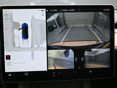 Used 2023 Tesla Model 3 Standard Range image 21