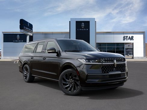 New 2027 Lincoln Navigator L Reserve w/ Jet Appearance Package RWD image 4