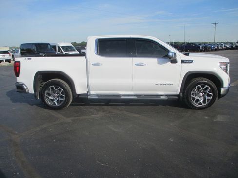 Used 2026 GMC Sierra 1500 SLT w/ SLT Premium Plus Package image 5