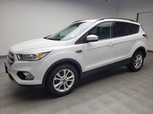 Used 2018 Ford Escape SEL FWD image 2