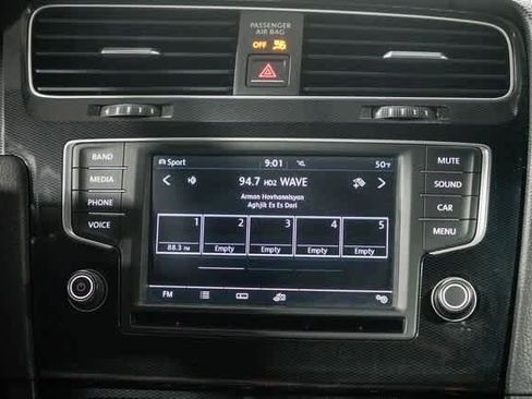 Used 2016 Volkswagen GTI S image 13