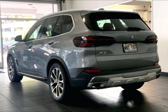 Used 2024 BMW X5 xDrive40i AWD/4WD image 5