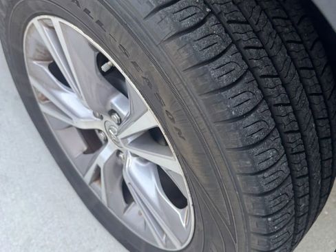 Used 2014 Toyota Highlander XLE image 13