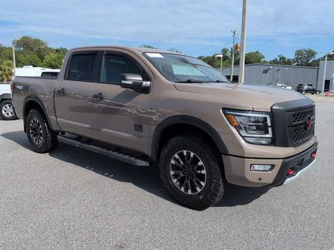Used 2023 Nissan Titan PRO-4X w/ Pro-4x Convenience Package AWD/4WD image 2