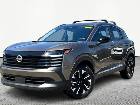 New 2026 Nissan Kicks SV AWD/4WD image 1