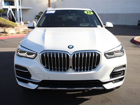 Used 2022 BMW X5 xDrive40i w/ Premium Package image 13