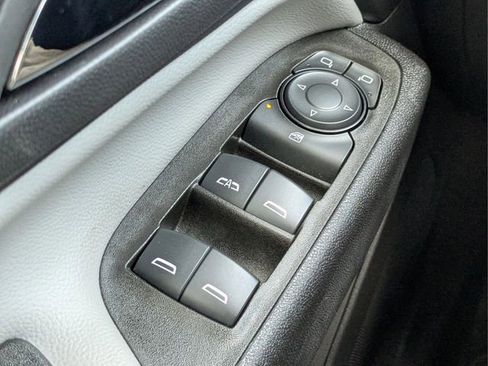 Used 2024 Chevrolet Equinox LS w/ LS Convenience Package FWD image 18