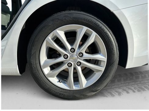 Used 2016 Chevrolet Malibu LT image 24