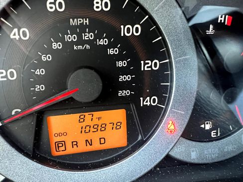 Used 2009 Toyota RAV4 4WD image 22