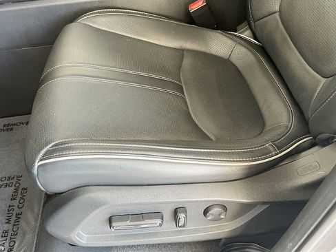 Used 2024 Honda Pilot Elite image 19