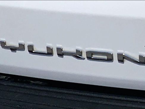 Used 2023 GMC Yukon Denali w/ Denali Reserve Package AWD/4WD image 28