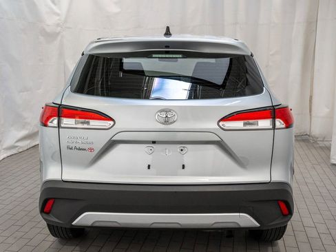 Certified 2024 Toyota Corolla Cross L image 4