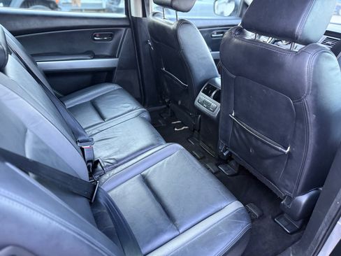 Used 2010 MAZDA CX-9 Grand Touring w/ Moonroof & Bose Audio Pkg image 9