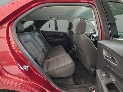 Used 2018 Chevrolet Equinox LT FWD image 18
