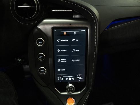 Used 2026 McLaren 750S Spider RWD image 41